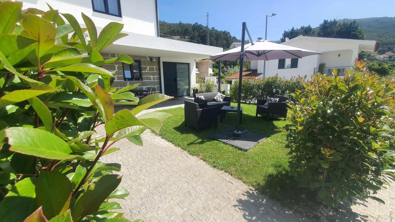 Village Guest House Arouca Buitenkant foto